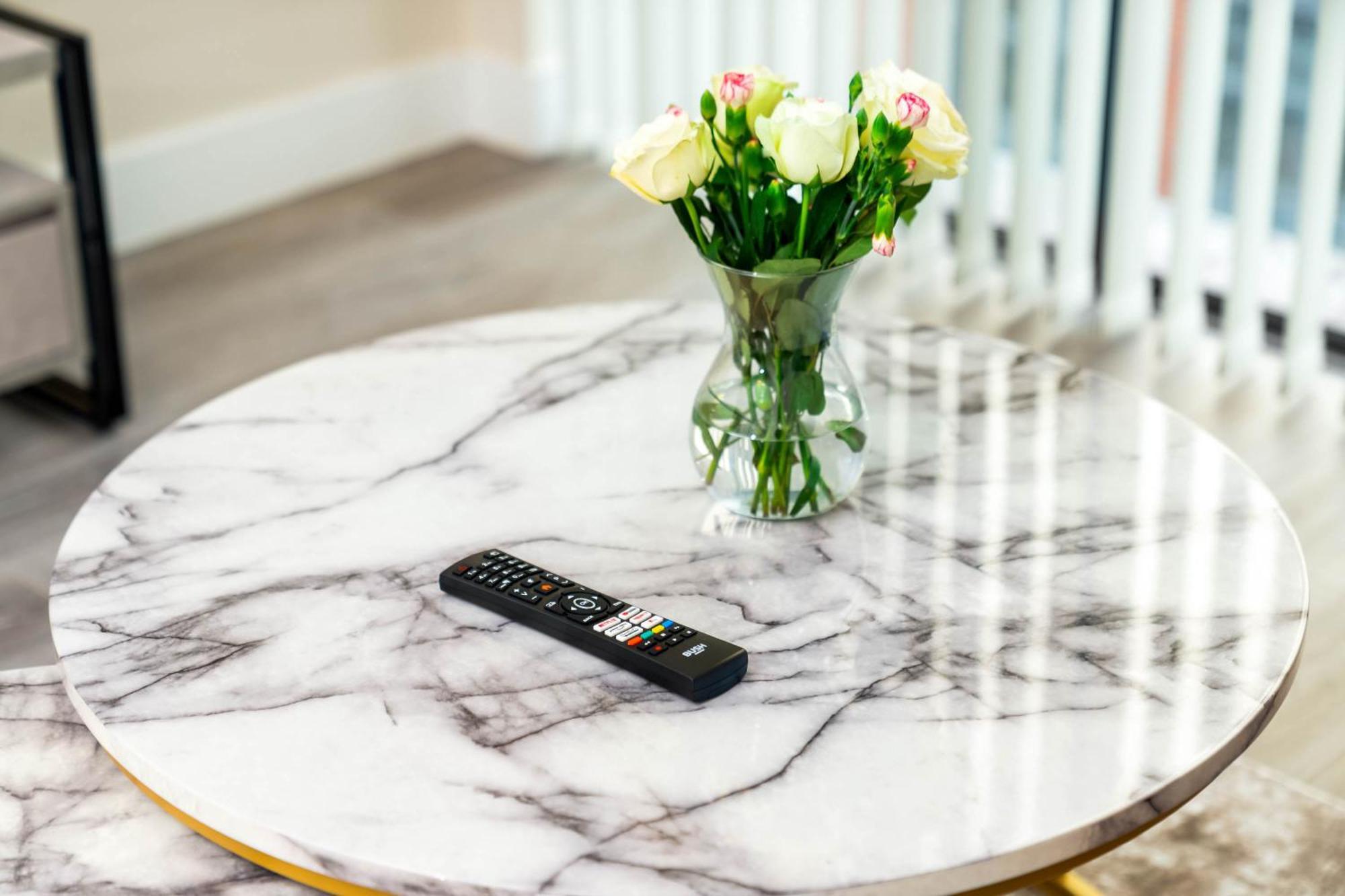 Brand New Luxury Apartment - 2 Bedroom - City Centre - Jq - Wifi - Netflix - 10Ah Birmingham Eksteriør billede